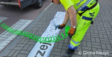 Przejdź offline